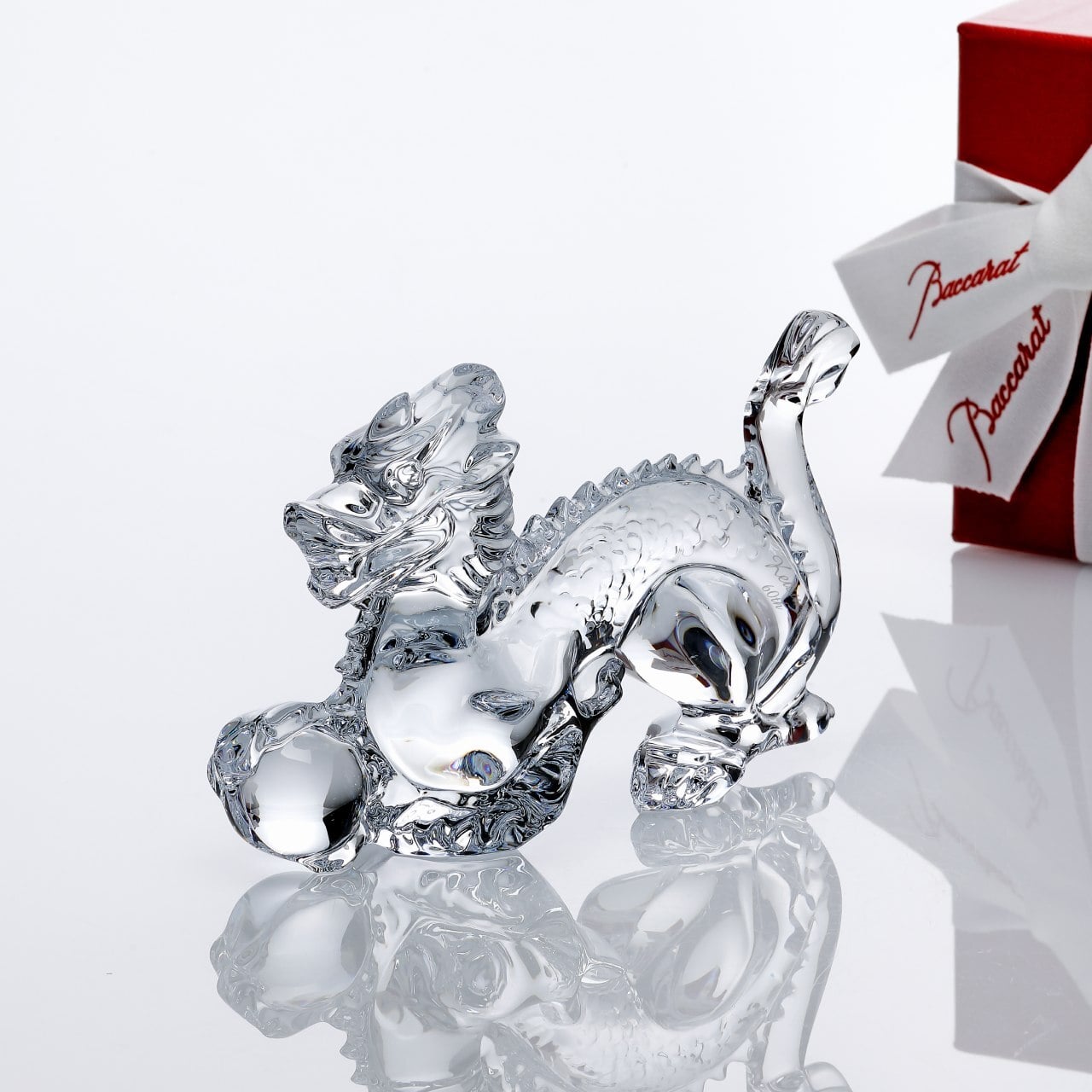Baccarat バカラ 干支 ドラゴン 15.8cm 名入れ ギフト プレゼント 誕生