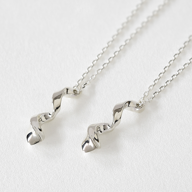 ペアネックレス シンプル 大人 スパイラル らせん 螺旋 ウェーブ