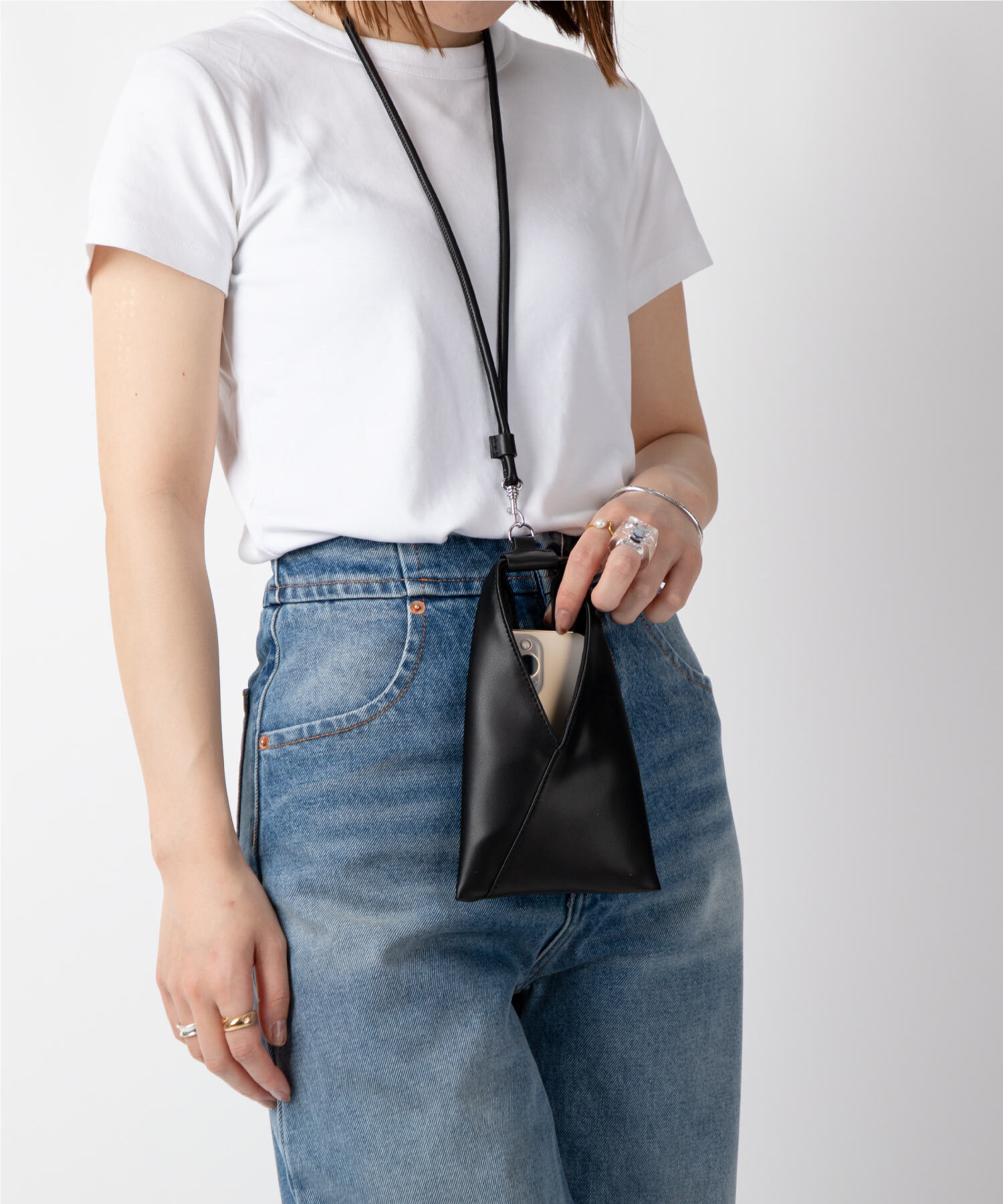 エムエムシックス MM6 SA5VL0001 P4313 スマートフォンケース