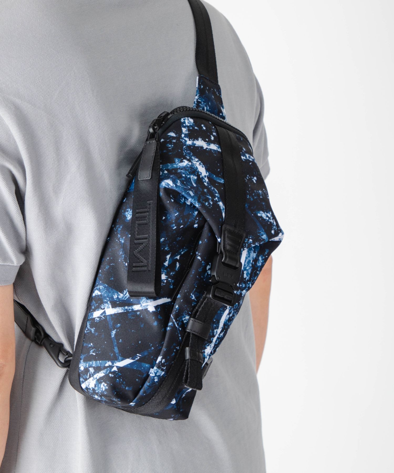 トゥミ TUMI 798675 ボディバッグ ボーズマン スリング BOZEMAN SLING