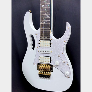 Ibanezがスティーヴ・ヴァイのモンキー・グリップ仕様シグネイチャー