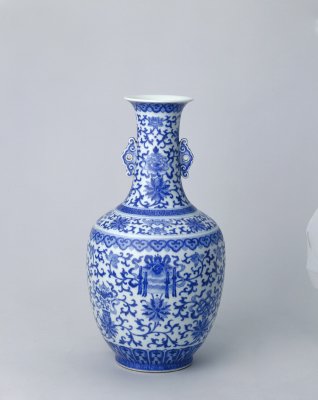 中国美術 青花 纏枝蓮花紋 双耳瓶 高29.5cm(LC136) 中国美術 青花 纏枝