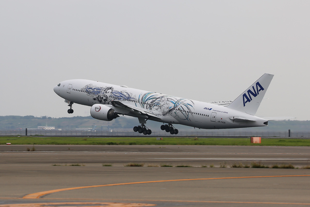 ANA、「鬼滅の刃じぇっと - 壱&弐&参 -」3機が羽田に集結！10月3日から