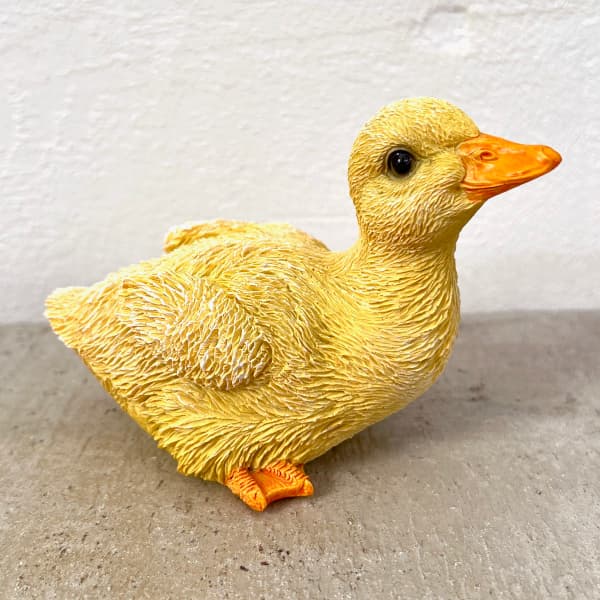園芸ネット本店｜WooBia：座っているアヒルの子（H12204-1） の通販