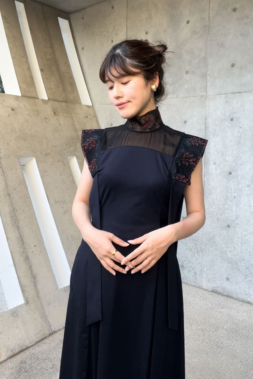 LOKITHO/ロキト｜特別感を演出する「ロキト」オリジナル刺しゅうドレス