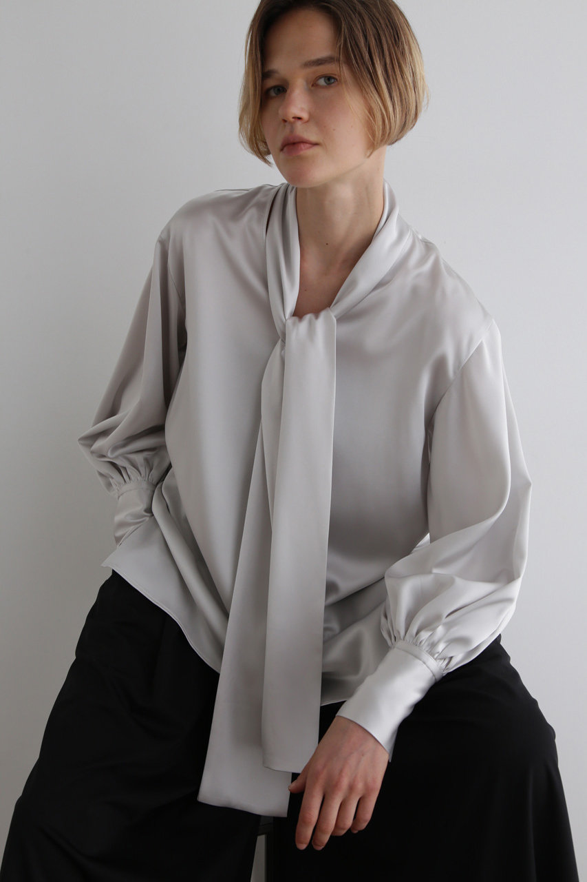 LE PHIL(ル フィル)｜クラシックサテンブラウス/グレー の通販