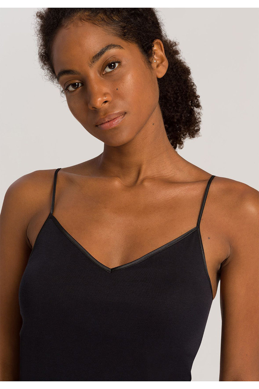 HANRO(ハンロ)｜COTTON SEAMLESS ブラキャミ/ブラック の通販