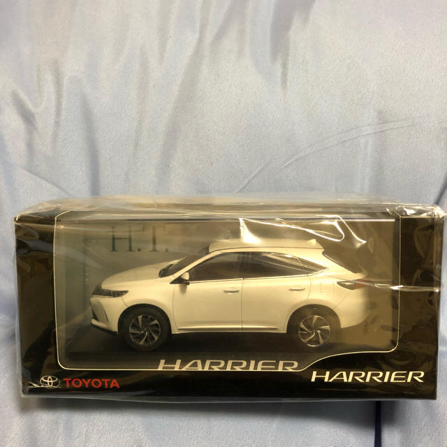 トヨタ - ハリアー60ミニカー非売品の通販 by かず's shop｜トヨタなら