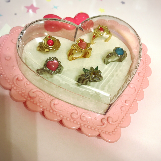 セーラームーン ガチャ ダイキャストリングチャーム まもちゃんからの