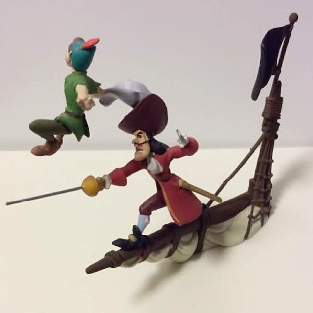 美品レア】ピーターパン とフック船長のフィギュアの通販 by メーヴェ
