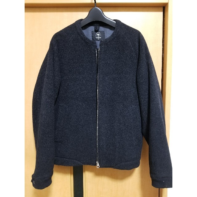 bukht ブフト ノーカラーブルゾン