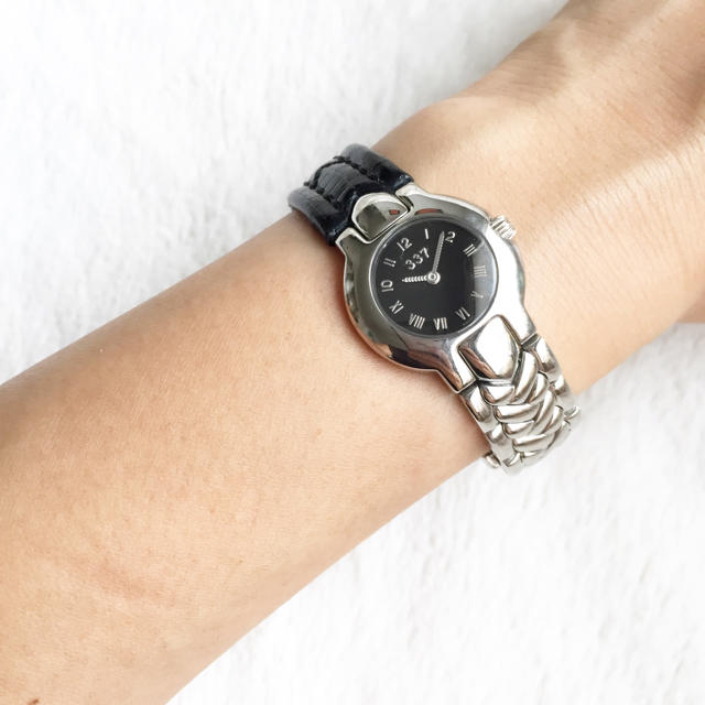 Gianni Versace - 美品☆ 電池交換込み ヴェルサーチ 限定 レディース