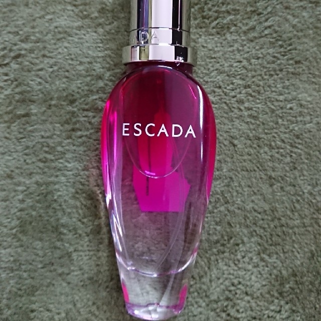 ESCADA - エスカーダセクシーグラフィティ 復刻版の通販 by うっかりも