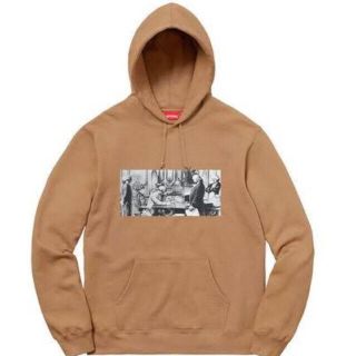 Supreme（パーカー ・ ベージュ系）のフリマアイテム一覧