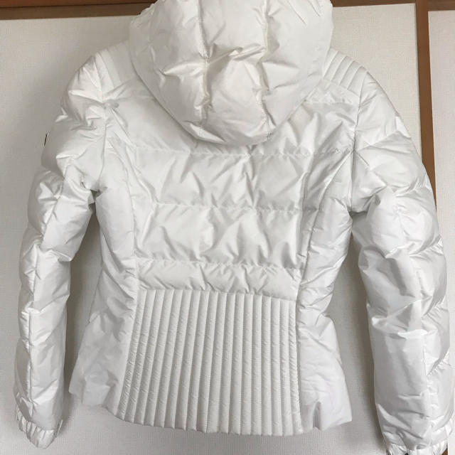 PRADA - 新品 PRADA ダウンジャケット ホワイト 白 29X544 タグ付き の