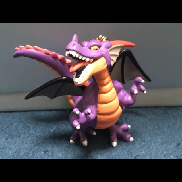 レア】 ドラクエ 竜王(変身後) りゅうおう キーホルダー フィギュアの