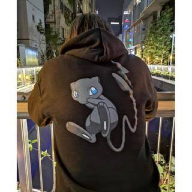 FRAGMENT - fragment design pokemon ミュウ パーカーの通販 by あい's