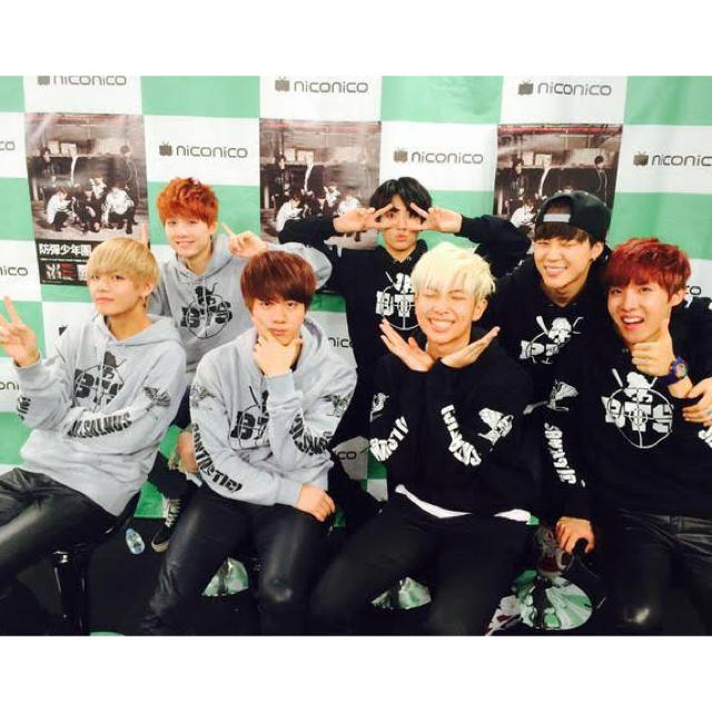 SANTASTIC! - BTS SANTASTIC！ 公式コラボパーカー の通販 by 璃愛