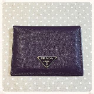 PRADA（パープル/紫色系）のフリマアイテム一覧