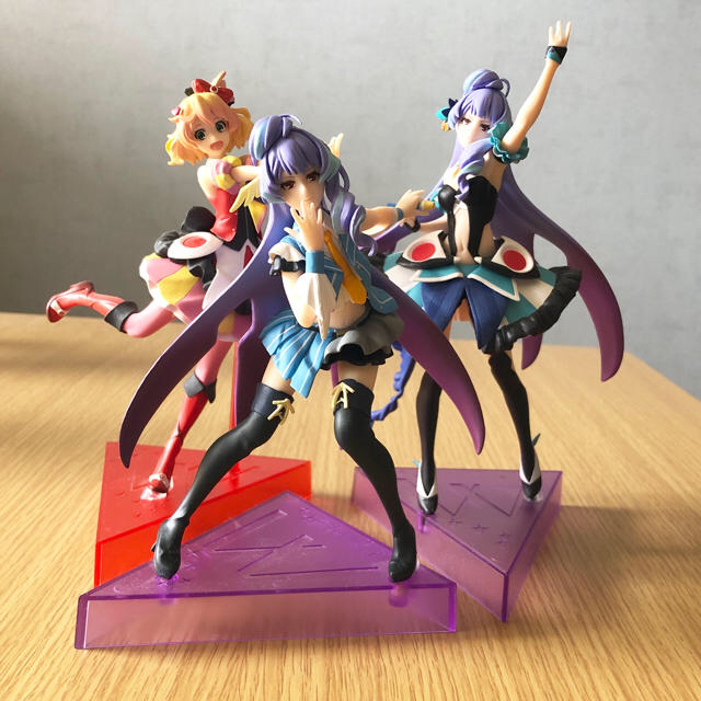 マクロスΔ ワルキューレフィギュア 7点セット 美品 箱なしの通販 by と