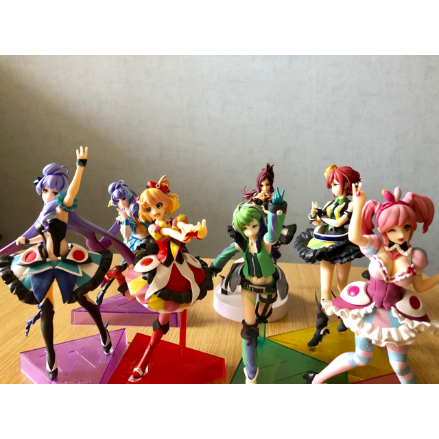 マクロスΔ ワルキューレフィギュア 7点セット 美品 箱なしの通販 by と