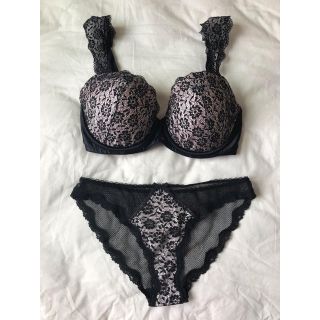 Victoria's Secret - VICTORIA'S SECRET ブラセット 32DDD (日本サイズ