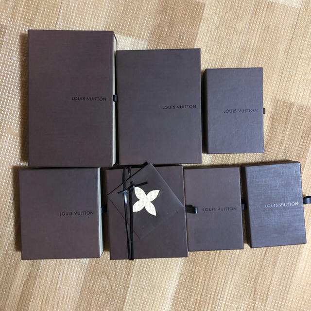 LOUIS VUITTON - ルイヴィトン 空箱 旧モデルの通販 by kuxxxu's shop