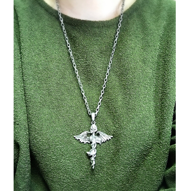 フラメルの十字架 ネックレスの通販 by あかねこ's shop｜ラクマ