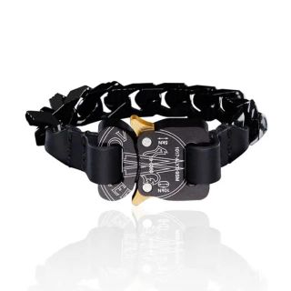 MONCLER（ブレスレット）のフリマアイテム一覧