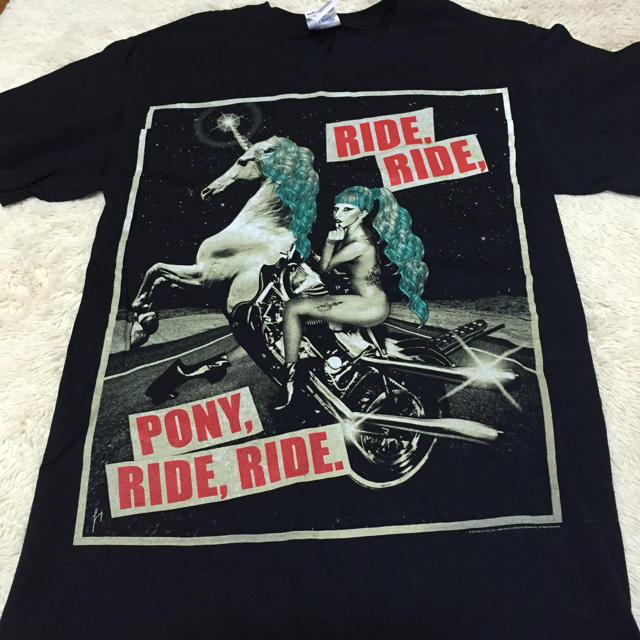 LADY GAGAライブツアーTシャツの通販 by miyuking's shop｜ラクマ