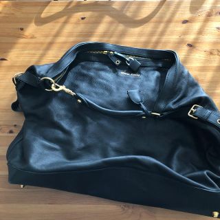 MIU MIU（ボストンバッグ）のフリマアイテム一覧