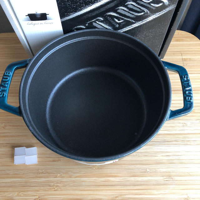 STAUB - ☆新品未使用☆ ストウブ staub ココット 18cm ラメール 限定