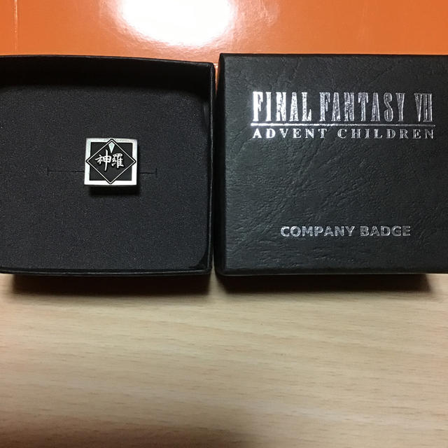 ファイナルファンタジー7 FF7 神羅カンパニー 社章ピンバッジの通販 by