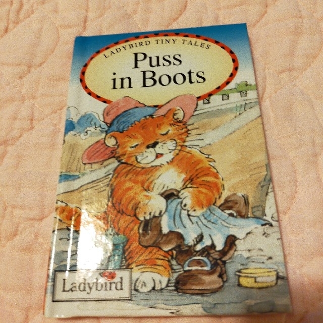 絵本 長靴をはいた猫 ※英語の通販 by Mikko's shop｜ラクマ