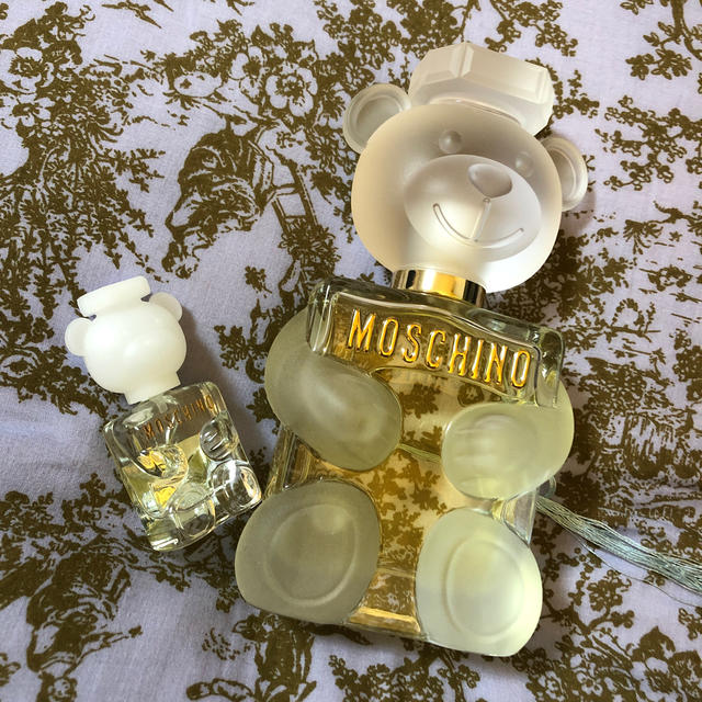MOSCHINO - 新品 未使用 モスキーノ トイ2 オーデパルファムの通販 by