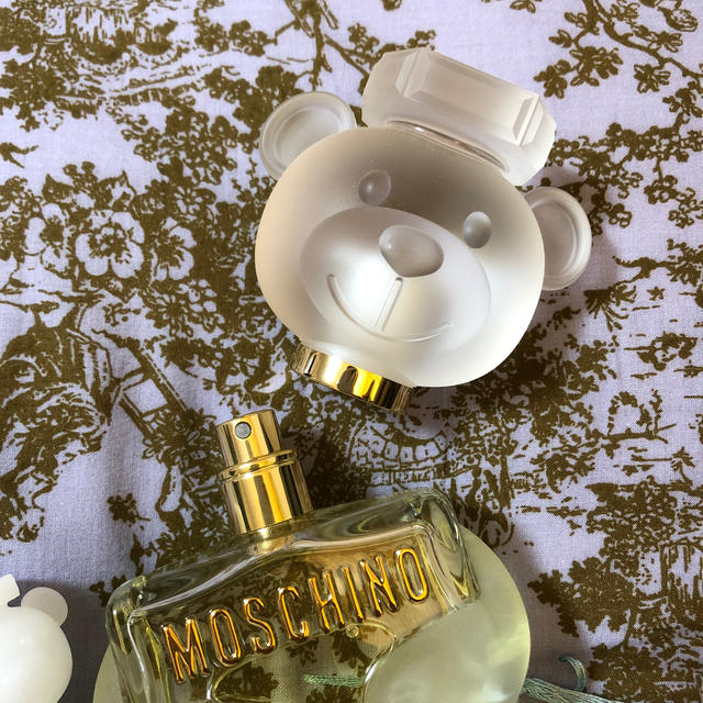 MOSCHINO - 新品 未使用 モスキーノ トイ2 オーデパルファムの通販 by