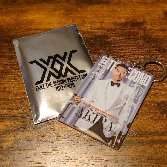 AKIRA 直筆サイン入り EXILE THE SECOND ポスター AKIRA 直筆サイン