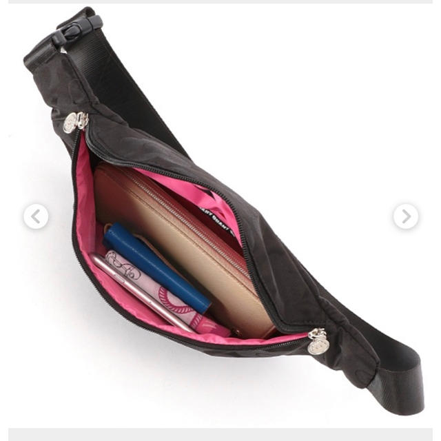 MARY QUANT - マリークワント ボディバッグの通販 by anpankaokao's