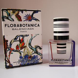 BALENCIAGA（香水(女性用)）のフリマアイテム一覧