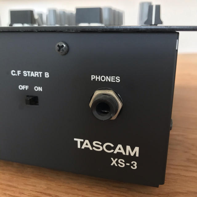 TASCAM XS-3 DJミキサーの通販 by sunnyboy｜ラクマ