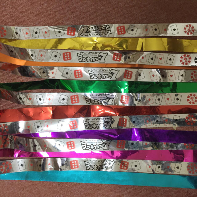 ジャニーズWEST 銀テの通販 by 🌸｜ラクマ