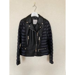 MONCLER（ライダースジャケット）のフリマアイテム一覧
