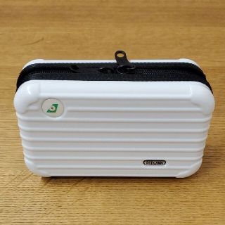 RIMOWA（ポーチ）のフリマアイテム一覧