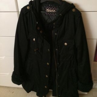 TRALALA（ロングコート）のフリマアイテム一覧