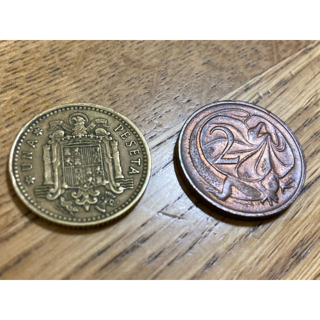 外国通貨】海外硬貨（6枚セット）の通販 by KM's shop｜ラクマ