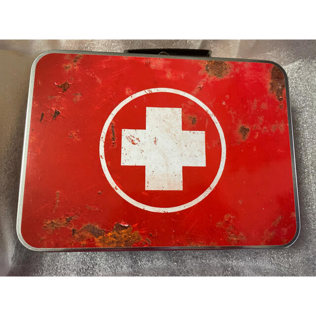 デッドバイデイライト 公式グッズ 救急セットの通販 by cross's shop