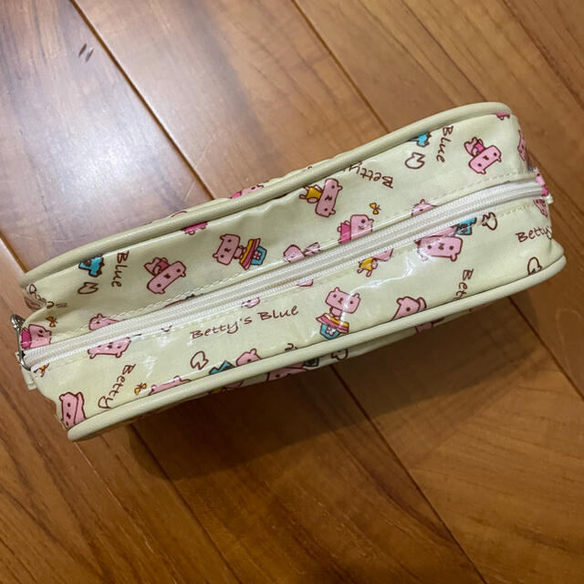 BETTY'S BLUE - べティーズブルー Betty's blue ペンケース ポーチ