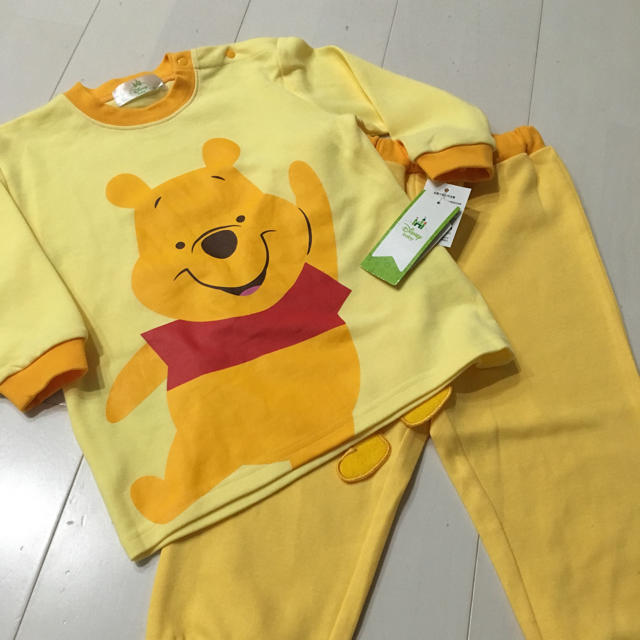 Disney - プーさんパジャマ 新品未使用☆95の通販 by yu.｜ディズニー