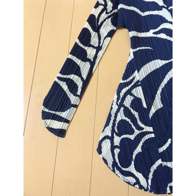 PLEATS PLEASE ISSEY MIYAKE - 【今期新品タグ付き】プリーツプリーズ