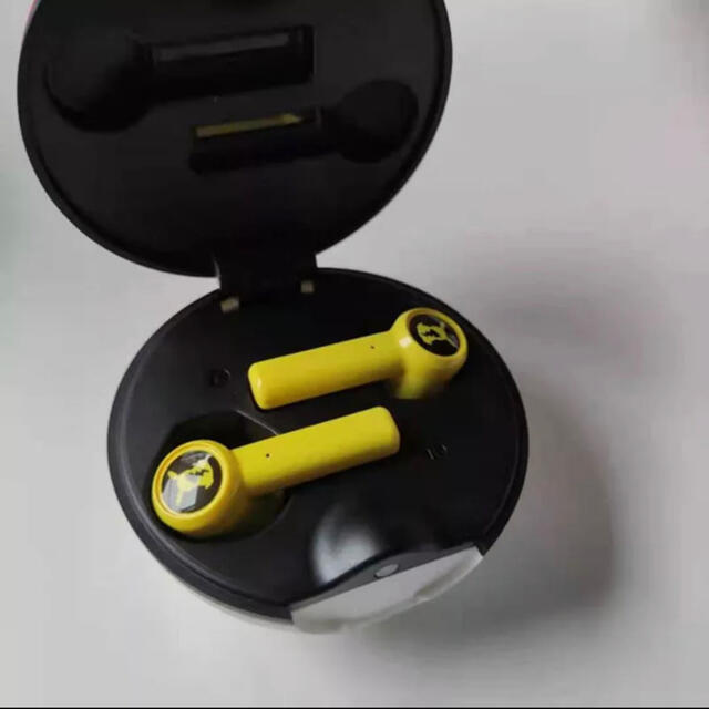 LAZER - razer × ポケモン コラボ Bluetooth イヤホン 完全ワイヤレス